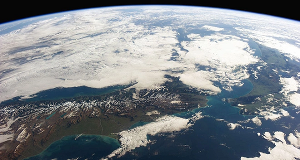 Địa điểm tìm thấy dấu vết lục địa sớm ở Ấn Độ là một khu vực gọi là Singhbhum Craton; ngoài ra còn có khu vực Kaapvaal Craton ở Nam Phi, Pilbara Cration ở Úc.