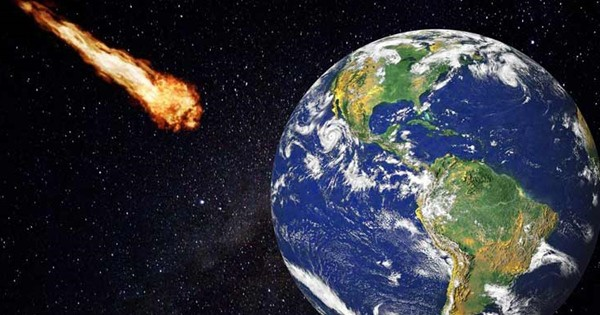 Hầu hết các vật thể này là các tiểu hành tinh nguy hiểm, được định nghĩa là có khoảng cách giao nhau quỹ đạo tối thiểu với Trái Đất dưới 0,05 đơn vị thiên văn (khoảng cách 19,5 lần khoảng cách tới Mặt Trăng) và cường độ tuyệt đối là 22 hoặc sáng hơn.