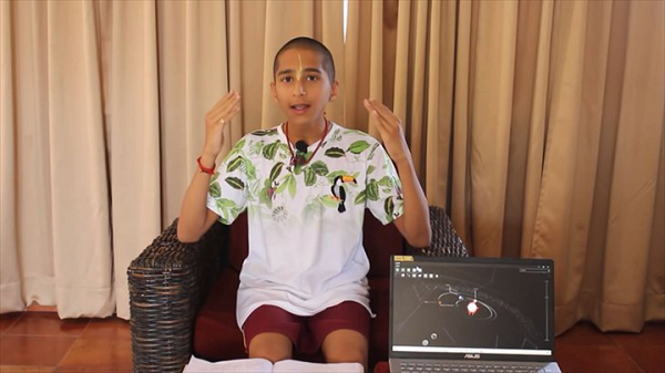 Theo “thần đồng tiên tri” Ấn Độ, hiện tượng Trăng Máu lần này vì xảy ra ở chòm sao Kim Ngưu nên đặc biệt ảnh hưởng đến vật nuôi, thậm chí ảnh hưởng đến sức khỏe của động vật nói chung. Vì vậy, Abhigya Anand kêu gọi người dân đối xử tốt với động vật và tránh làm hại chúng.