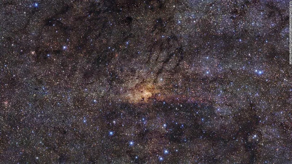 Khám phá về NGP–190387 đánh dấu một trong các phát hiện đầu tiên về flo ngoài dải ngân hà, cho thấy nhiều thứ tạo nên thế giới của chúng ta - và cả chúng ta - thực ra đã được rèn từ buổi bình minh vũ trụ, trong những thiên hà cổ đại mà có thể đến nay đã không còn tồn tại.