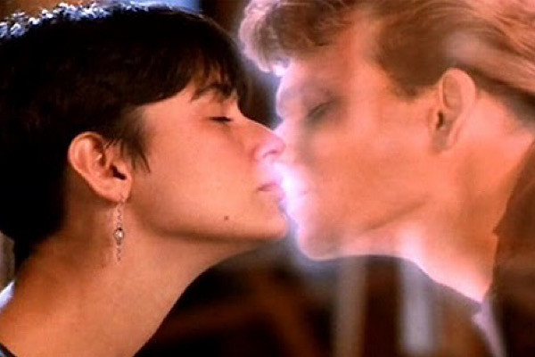 Jacqueline Hayes - giáo sư tại Đại học Roehampton, Anh, đã nghiên cứu hiện tượng và phỏng vấn những người mất bạn đời, cha mẹ, con cái, anh chị em, bạn bè trên khắp nước Anh.