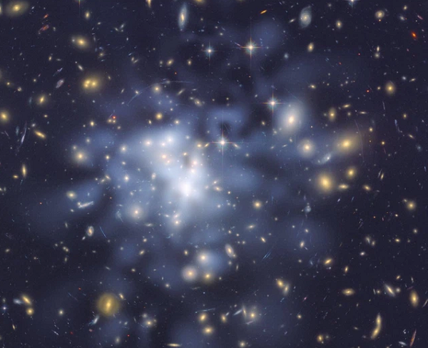 Vật chất tối được cho là chiếm tới 85% vật chất trong vũ trụ. Tuy nhiên, việc phát hiện một ngân hà dường như không có bất kì vật chất tối nào đã khiến giới khoa học sửng sốt.