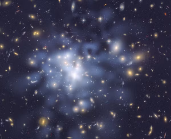 Vật chất tối được cho là chiếm tới 85% vật chất trong vũ trụ. Tuy nhiên, việc phát hiện một ngân hà dường như không có bất kì vật chất tối nào đã khiến giới khoa học sửng sốt.