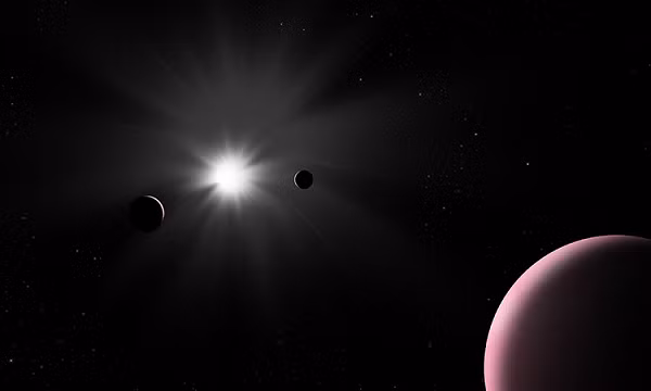 Thú vị nhất trong số những hành tinh mới phát hiện là 2 hành tinh khí khổng lồ tương đương Sao Thổ nằm trong cùng một hệ hành tinh.