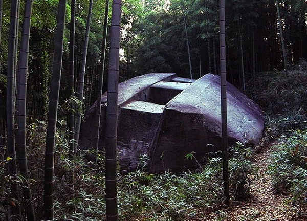 Dù đã tồn tại từ thời xa xưa nhưng không ai biết chính xác "tàu đá của Masuda" được xây dựng nhằm mục đích gì? Ai đã tạo ra nó và tạo ra nó khi nào?