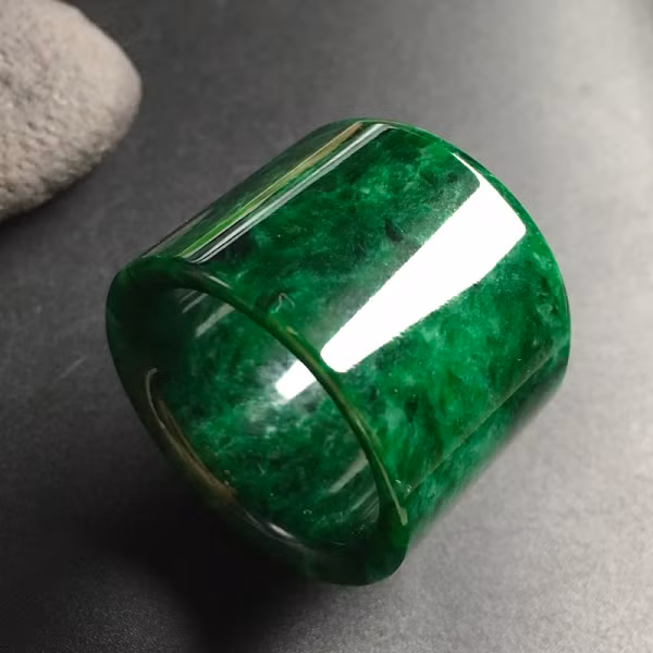 Điều này đã làm ảnh hưởng nghiêm trọng đến tình hình trật tự an ninh của địa phương. Vì vậy chính quyền Myanmar đã cắt cử quân đội bảo vệ sông Ô Vưu 24/7.