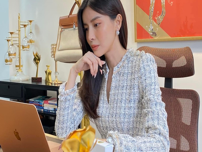 Nữ diễn viên còn thành lập công ty giải trí hoạt động trong lĩnh vực đầu tư và sản xuất phim. Ảnh: FBNV