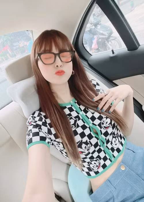 Cao Thái Hà có cuộc sống sang chảnh nhờ giỏi kiếm tiền. Ảnh: FBNV