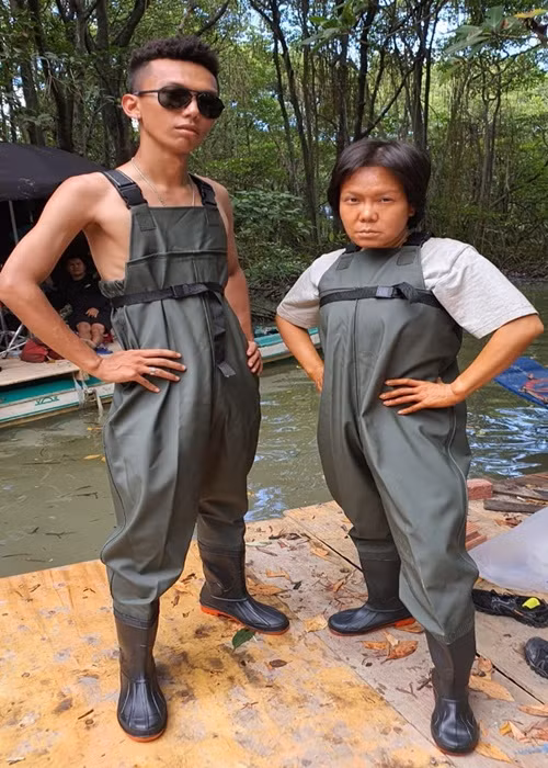 Khoảng 5 ngày cuối cùng quay phim, Việt Hương bị đau bụng âm ỉ, thường xuyên ớn lạnh. Ảnh: FBNV