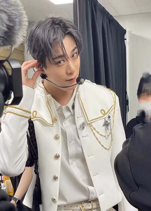 Hinh anh truoc khi qua doi cua ca si Moonbin