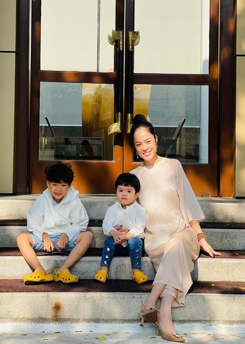 Dương Cẩm Lynh đã vực dậy tinh thần. Trước đó, cô suy sụp vì biến cố nợ nần. Ảnh: FBNV