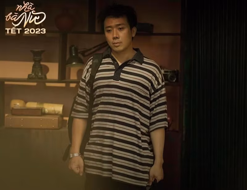 Trấn Thành và Lý Hải hiện tại cùng theo đuổi phim ảnh. Trấn Thành có ba dự án phim trăm tỷ là “Cua lại vợ bầu”, “Bố già” và “Nhà bà Nữ”. Đặc biệt, “Bố già” do Trấn Thành sản xuất, làm đạo diễn kiêm đóng vai chính có doanh thu 427 tỷ, “Nhà bà Nữ” do anh sản xuất, làm đạo diễn, đóng vai phụ có doanh thu gần 500 tỷ. Ảnh: FBNV