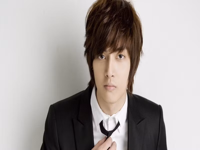 Kim Joon đóng "Vườn sao băng". Sau bộ phim, anh tiếp tục ca hát, diễn xuất. Năm 2018, nam ca sĩ thừa nhận đã kết hôn được 3 năm và có một cô con gái. Ảnh: Dân Việt