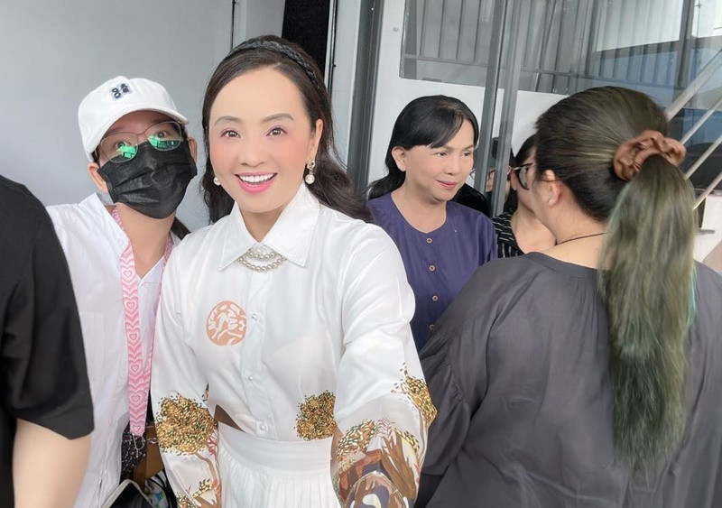 Do thời gian dài thể hiện vai bi khiến mắt của Hoài An bị khô, ảnh hưởng đến tuyến lệ và giác mạc. Vài năm trở lại đây, cô hạn chế đóng vai bi, chuyển sang đóng vai hài, cá tính để bảo vệ mắt vừa giúp bản thân đổi mới hình ảnh.