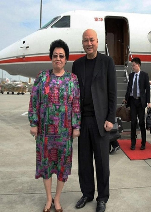 Tỷ phú Trần Lệ Hoa đã lập di chúc để lại khối tài sản trị giá 1,4 tỷ USD (khoảng 32 nghìn tỷ đồng) cho Trì Trọng Thụy. Ảnh: Vietnamnet