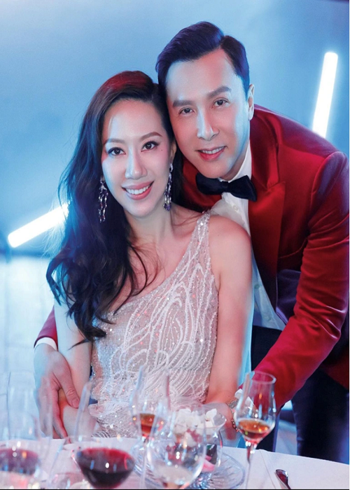 Bà xã của Chung Tử Đơn - Uông Thi Thi là con gái của “vua đá quý, kim cương” ở Canada. Ảnh: Dân Trí