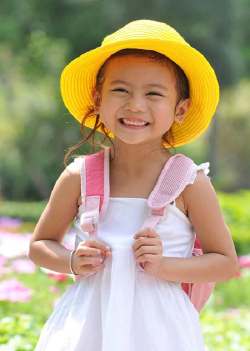 Bảo An có loạt MV chục triệu đến trăm triệu lượt xem như “Xúc xắc xúc xẻ” - 426 triệu lượt xem, “Mẹ ơi tại sao” - 226 triệu lượt xem, "Bé chút chít" - 140 triệu lượt xem, “Ba ơi” - 40 triệu lượt xem. Ảnh: Dân trí