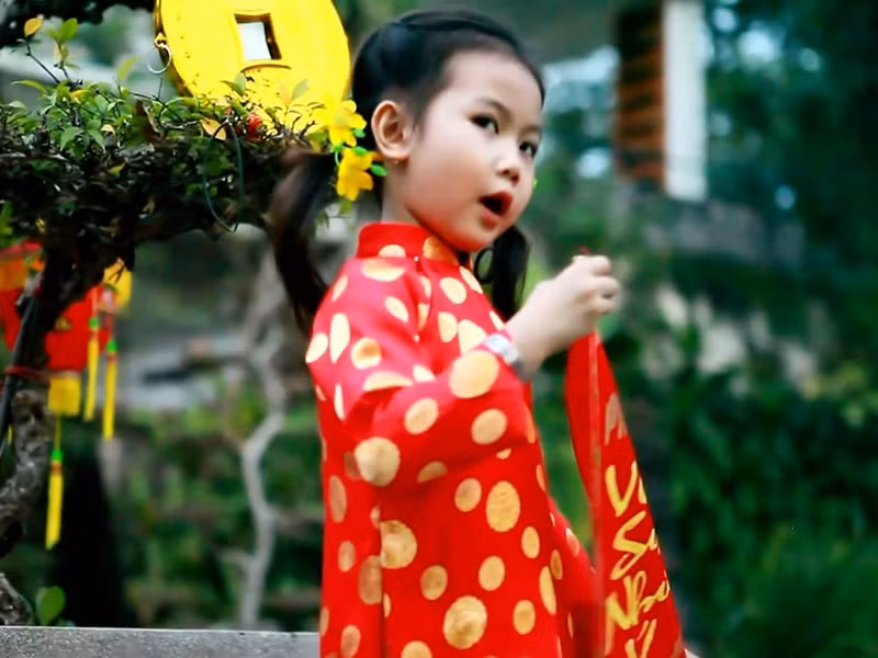 Bảo An sinh năm 2006, mê hát từ năm 3 tuổi. Sự nghiệp ca hát của cô nhóc bắt đầu từ năm 5 tuổi. Ảnh: Dân Việt