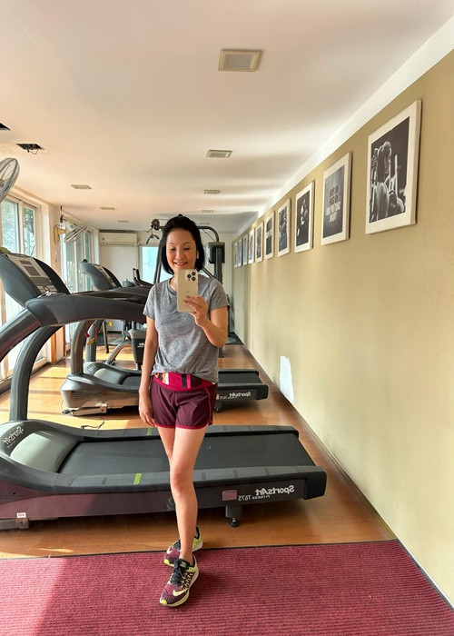 Nữ diễn viên tích cực tập luyện thể thao để giữ gìn sắc vóc. Ảnh: FBNV