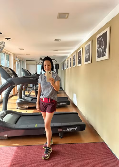 Nữ diễn viên tích cực tập luyện thể thao để giữ gìn sắc vóc. Ảnh: FBNV