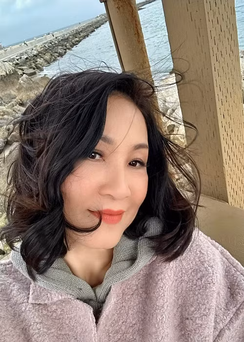 Vợ cũ Quang Minh kín tiếng về chuyện tình cảm hiện tại. Ảnh: FBNV '