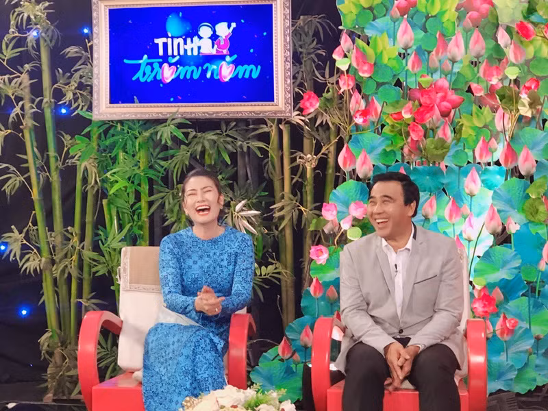 Ngọc Lan còn làm MC. Nữ diễn viên từng tiết lộ, thu nhập từ dẫn chương trình rất cao. Ảnh: FBNV