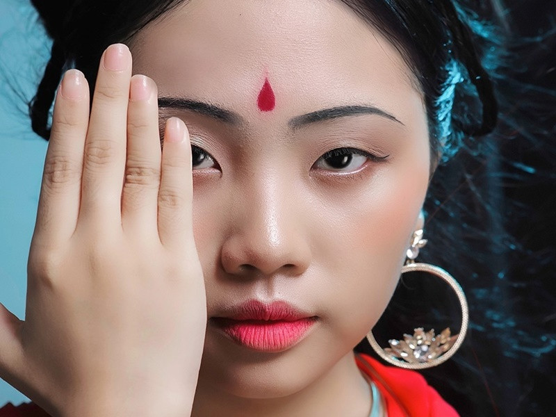 Năm 2019, Phương Mỹ Chi rời công ty Quang Lê. Từ đó đến nay, cô tiếp tục tung sản phẩm âm nhạc như MV "Bát nhã thuyền” (2020), series "Bolero lâu phai" (2021), 5 MV thuộc dự án "Chi?" (2022) gồm: "Mùa thu cho em", "Dư âm", "Nắng chiều", "Hoa dại" và "Hẹn em kiếp sau". Ảnh: FBNV