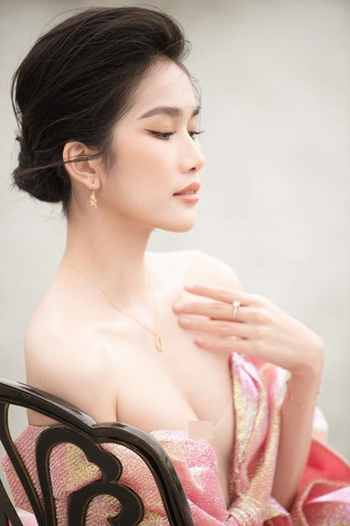 Phương Anh và bạn trai yêu xa. Sau hơn 1 năm hẹn hò, đôi uyên ương dự tính kết hôn vào cuối năm nay.