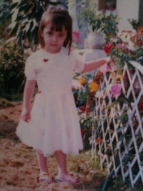 Cô hài hước cho biết, ngày xưa diện đầm quá nhiều nên giờ chẳng dám lựa chọn váy vóc gì mà chỉ trung thành với các kiểu quần cá tính.