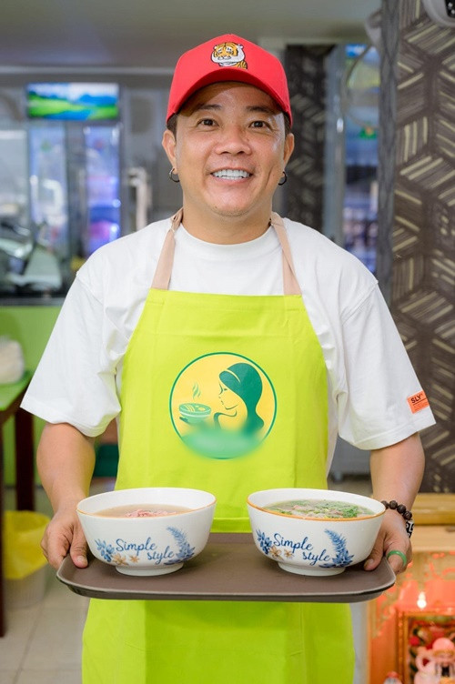 Hoàng Mèo từng kinh doanh đồ ăn, quần áo nhưng gặp nhiều thất bại. Ảnh: FBNV