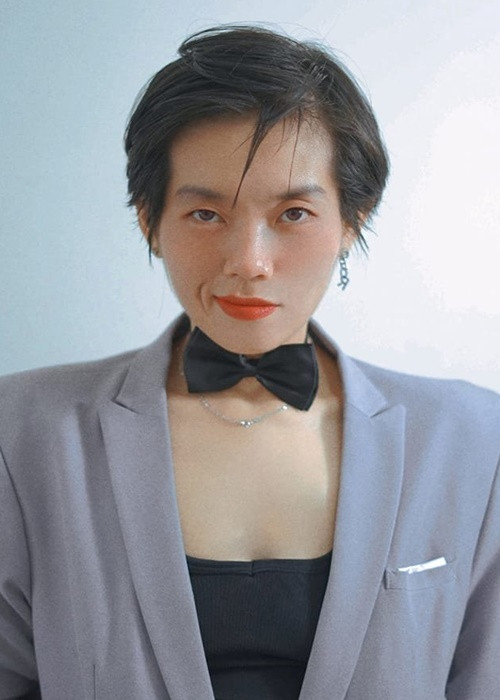 Một số khán giả bày tỏ thích hình ảnh Phương Anh mũm mĩm. Nữ ca sĩ rất vui được khán giả yêu quý nhưng hy vọng mọi người đón nhận cô với hình ảnh mới.