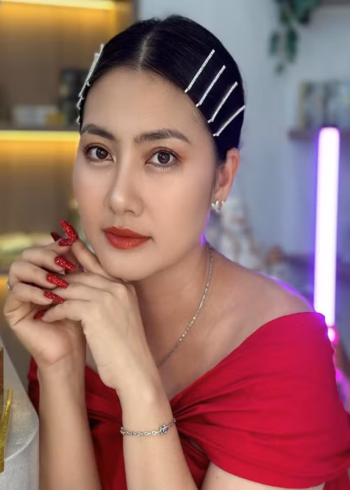 Ngoc Lan - Thanh Binh hau ly hon gio ra sao?