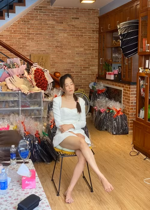 Nam Em lo khoanh khac bo pho khien fan lo lang