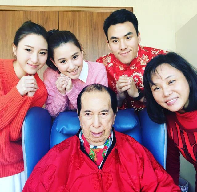 Gia toc trum song bac Macau se vang mat trong dam cuoi ai nu