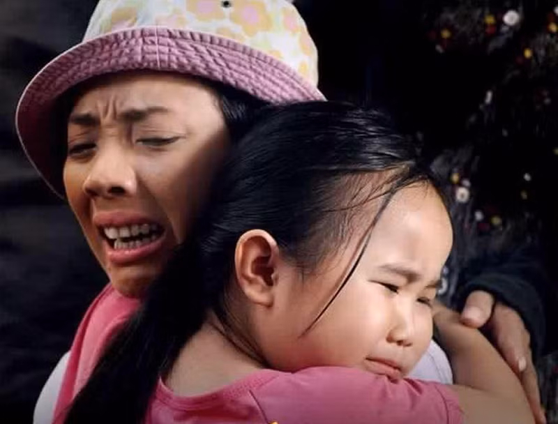 Ra trường, Thu Trang diễn ở nhiều sân khấu như 5B, Phú Nhuận, Nụ Cười Mới nhưng ở sân khấu Thế Giới Trẻ, cô mới nổi bật hẳn lên. Diễn xuất ngày càng lên tay, cô được nhiều đạo diễn chọn mặt gửi vàng.