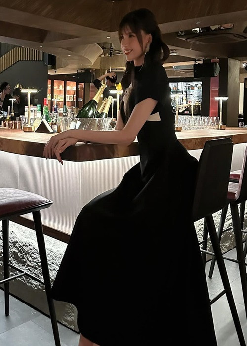 Hồng Xuân chưa trở lại với sàn diễn thời trang sau 4 tháng thay van tim.