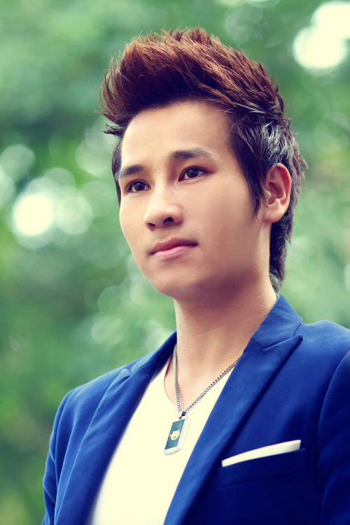 Nam ca sĩ được khán giả biết đến qua nhiều ca khúc như “Một lần nữa thôi”, “Hãy xem là giấc mơ”, “Nơi đây tìm thấy em”, “Em của ngày hôm nay”. Ảnh: Công lý