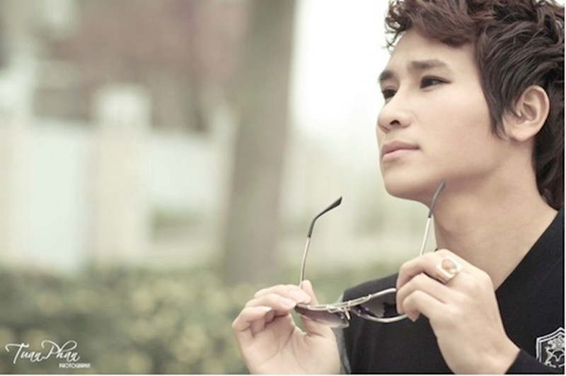 Chu Bin bắt đầu theo đuổi sự nghiệp ca hát sau khi giành giải nhất chương trình Album vàng 2008. Ảnh: Gia đình Việt Nam