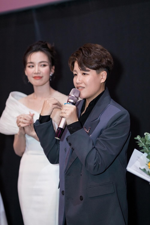 Á quân Solo cùng Bolero 2018 Dương Tú Tri hoãn sinh con để đóng "Yêu trong hận" với chồng chuyển giới Yun Bin. Ảnh: Vietnamnet