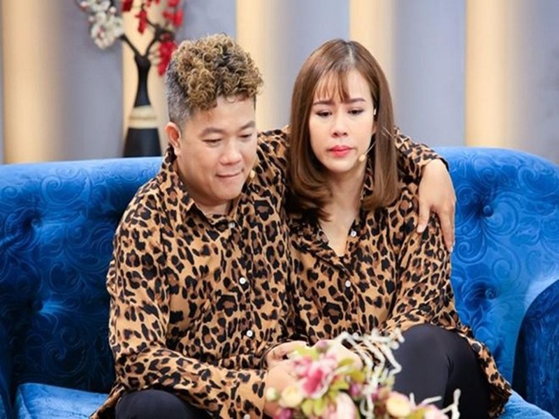 Lo sợ bản thân không chăm sóc các con chu đáo, Hoàng Mèo để Ngọc Trâm nuôi các con. Ảnh: Thời đại plus