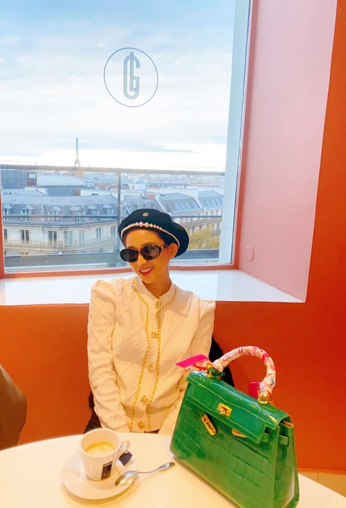 Không chỉ xinh đẹp, Ivy Lê hiện tại còn giàu có. Cô kiếm đến vài tỷ mỗi tháng nhờ kinh doanh.