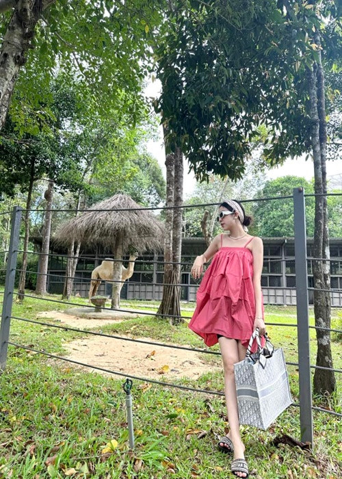 Khoảng tháng 8/2022, Thúy An từng vướng nghi vấn mang thai khi thường xuyên diện đồ rộng. Trước tin đồn bầu bí, cô từ chối xác nhận.