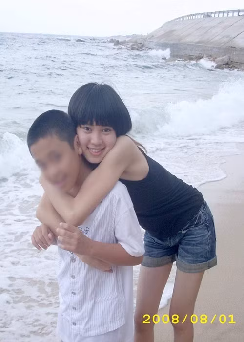 Gần đây, loạt ảnh Lan Ngọc ngày chưa nổi tiếng nhận được sự chú ý của nhiều khán giả.