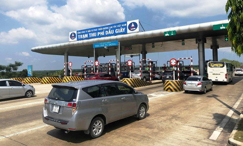 Moi dau nam Ky Hoi 2019, VEC E da lien tuc gap “van den”