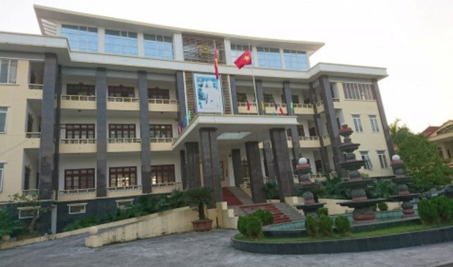  Nữ bí thư Huyện đoàn bị khai trừ khỏi Đảng vì vi phạm lối sống: Ngày 15/6, Ủy ban Kiểm tra Tỉnh ủy Thanh Hóa đã kỷ luật đối với bà Nguyễn Thị Hà, Bí thư Huyện đoàn Yên Định, do vi phạm đạo đức, lối sống. Ủy ban Kiểm tra Tỉnh ủy Thanh Hóa đã khai trừ khỏi Đảng bà Nguyễn Thị Hà.