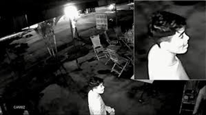  2 đối tượng giết tài xế Grab, cướp xe: Khoảng 21h ngày 30/7/2018, một số người dân ở phường Thái Hòa, thị xã Tân Uyên, Bình Dương thấy một tài xế chạy xe hiệu Exciter mặc đồng phục Grab chở 2 thanh niên, đi từ đường lớn vào một con hẻm nhỏ, vắng người, gần trạm thu phí Tân Ba. 