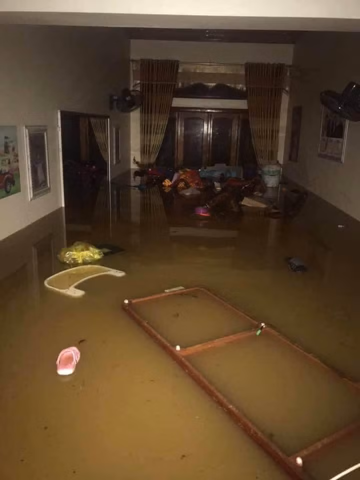 Tỉnh Hà Giang đã khẩn trương chỉ đạo các địa phương, các ngành huy động lực lượng 4 tại chỗ để ứng cứu, di rời nhân dân đến nơi an toàn. Đồng thời có các phương án đảm bảo giao thông thông suốt.