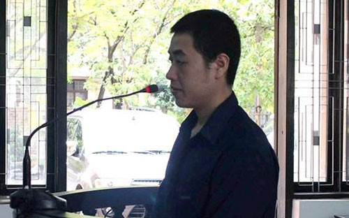 Sau nhiều ngày lẩn trốn Tâm đã bị bắt giữ. Ngày 29/8/2017, TAND tỉnh Thừa Thiên - Huế đã tuyên phạt bị cáo Nguyễn Hoàng Tâm mức án 15 năm tù giam. Xem thêm video: Vụ nổ súng cướp BIDV ở Hà Nội: Nhân chứng nói gì?. Nguồn: VTC NOW.