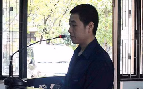 Sau nhiều ngày lẩn trốn Tâm đã bị bắt giữ. Ngày 29/8/2017, TAND tỉnh Thừa Thiên - Huế đã tuyên phạt bị cáo Nguyễn Hoàng Tâm mức án 15 năm tù giam. Xem thêm video: Vụ nổ súng cướp BIDV ở Hà Nội: Nhân chứng nói gì?. Nguồn: VTC NOW.