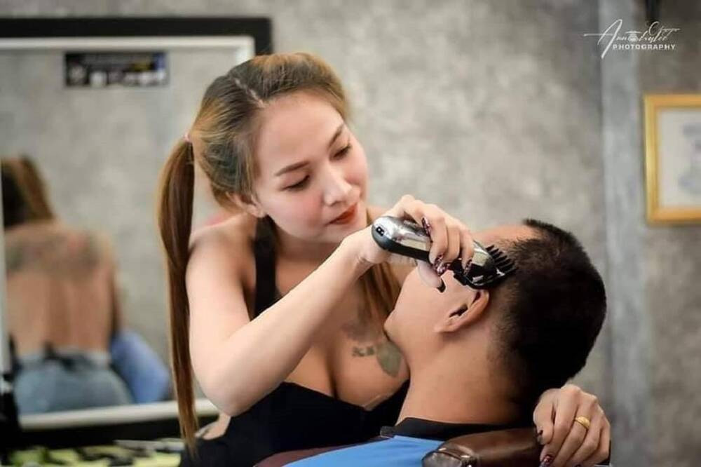 Di cat toc, nam thanh nien doi dien vong 1 “ngon ngon” cua co tho